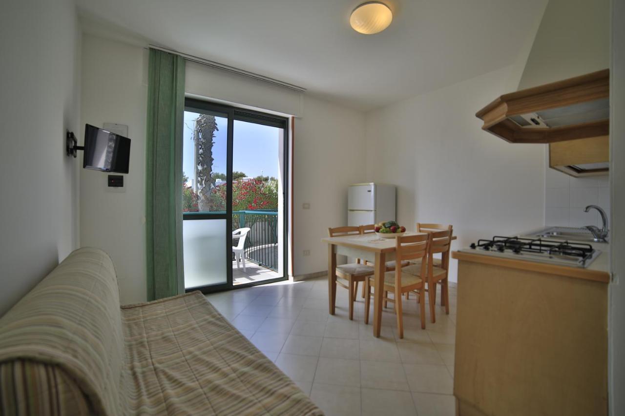 Cala Aparthotel