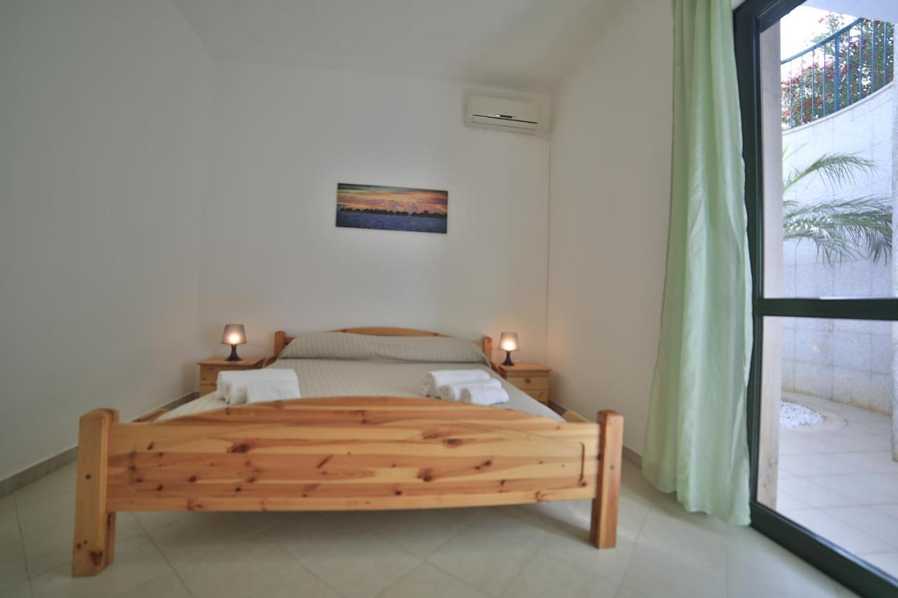 Apartahotel Cala 3*